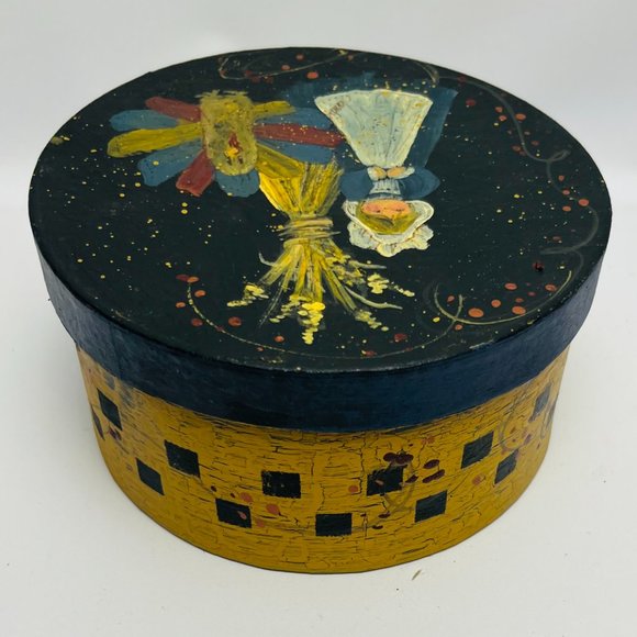 Hand Painted Little Girl Bird 6" Lidded Round Cardboard Box Vtg Signed - Picture 7 of 9